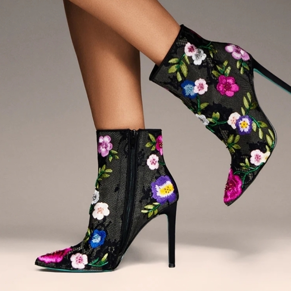 🖤▪️Betsey Johnson▪️ ANITA BLACK MULTI FLORAL Bootie Size 7 8 9 In Stock
